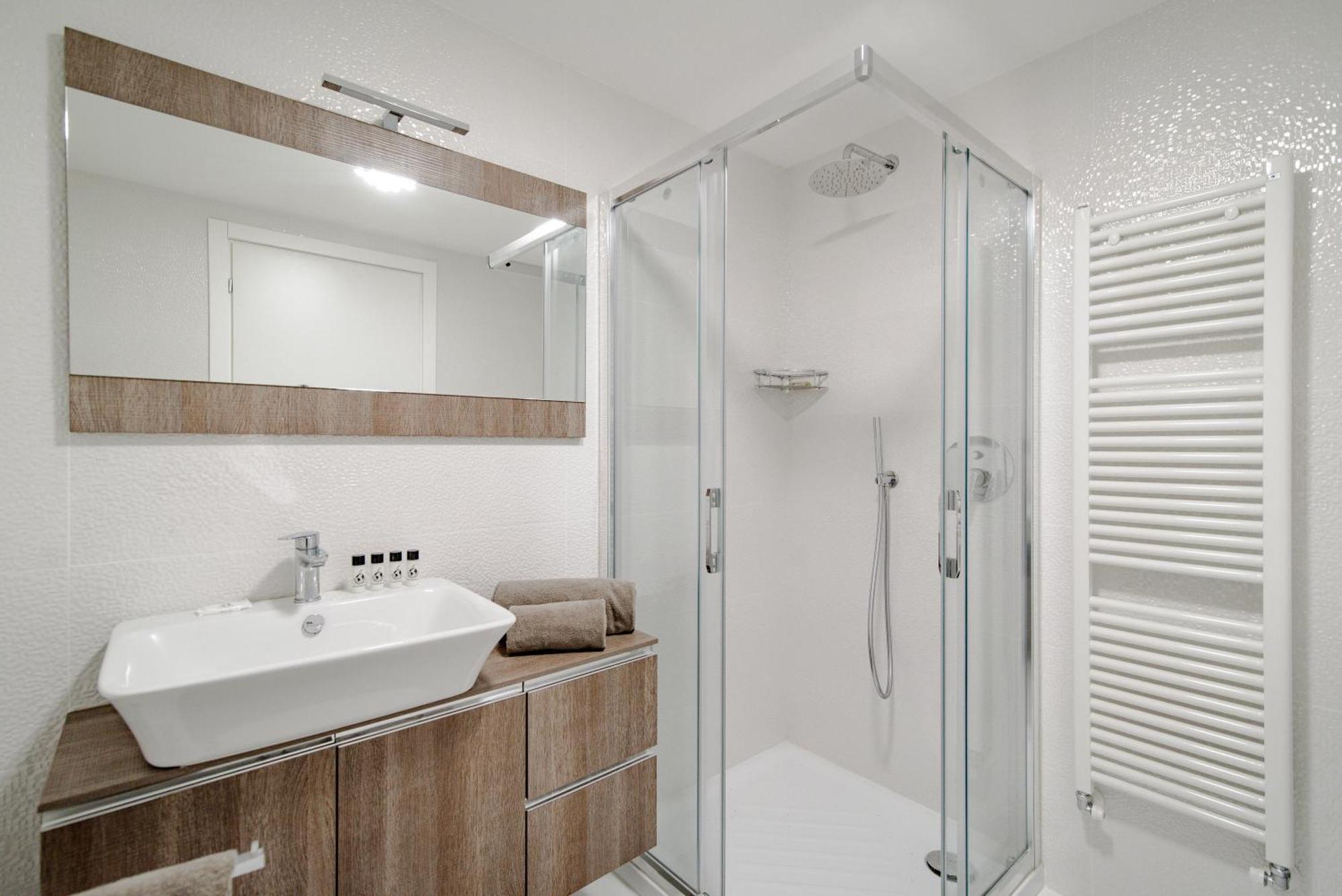 Gem Of The Lake - Luxury Apartment Como Old Town Zewnętrze zdjęcie